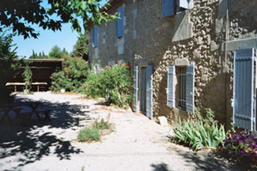 Appartement Le Mas de Petit Jean, saint remy de provence 13210