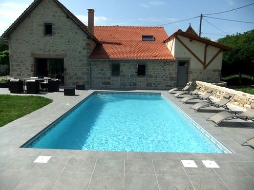 Location Gîte de charme  aynac 46120