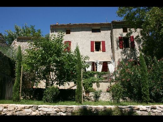 Gîte ou maison La Reboussière, tharaux 30430