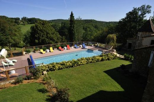 Gîte ou maison Le Domaine du Cardou, puy l eveque 46700