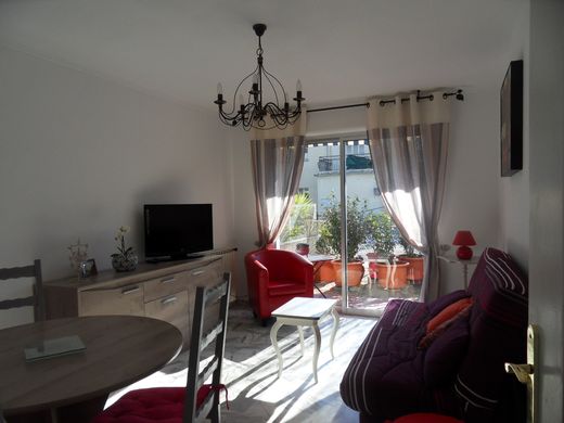 Location L'Hibiscus frejus 83600