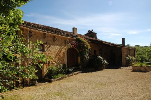 Gîte ou maison Gite la Sauvagine, saint front sur lemance 47500