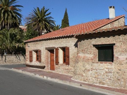 Gîte ou maison Laurence Jonqueres d'Oriola, corneilla del vercol 66200