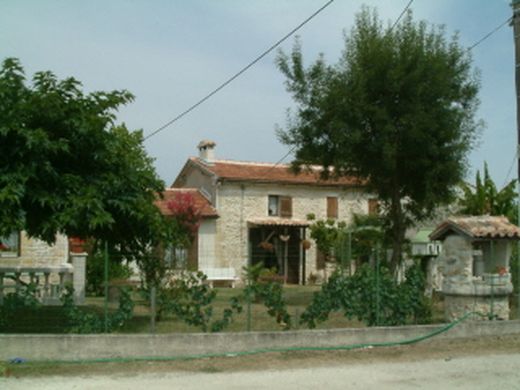 Gîte ou maison La Calèche, begadan 33340