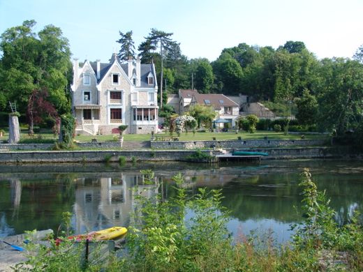 Gîte ou maison Les Gîtes de l'Ile Noblet, montigny sur loing 77690